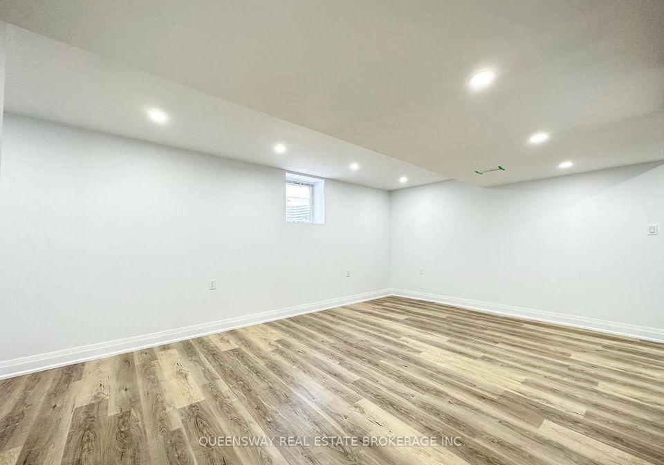 7-leaside-drive-welland-ontario-x13234464