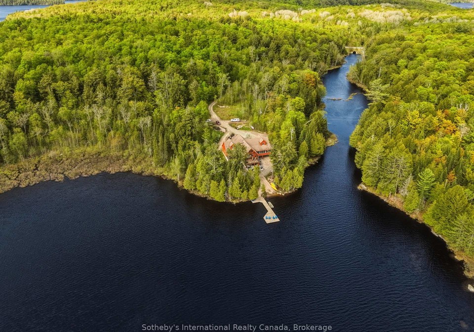2889-ahmic-lake-road-magnetawan-ontario-x13234476