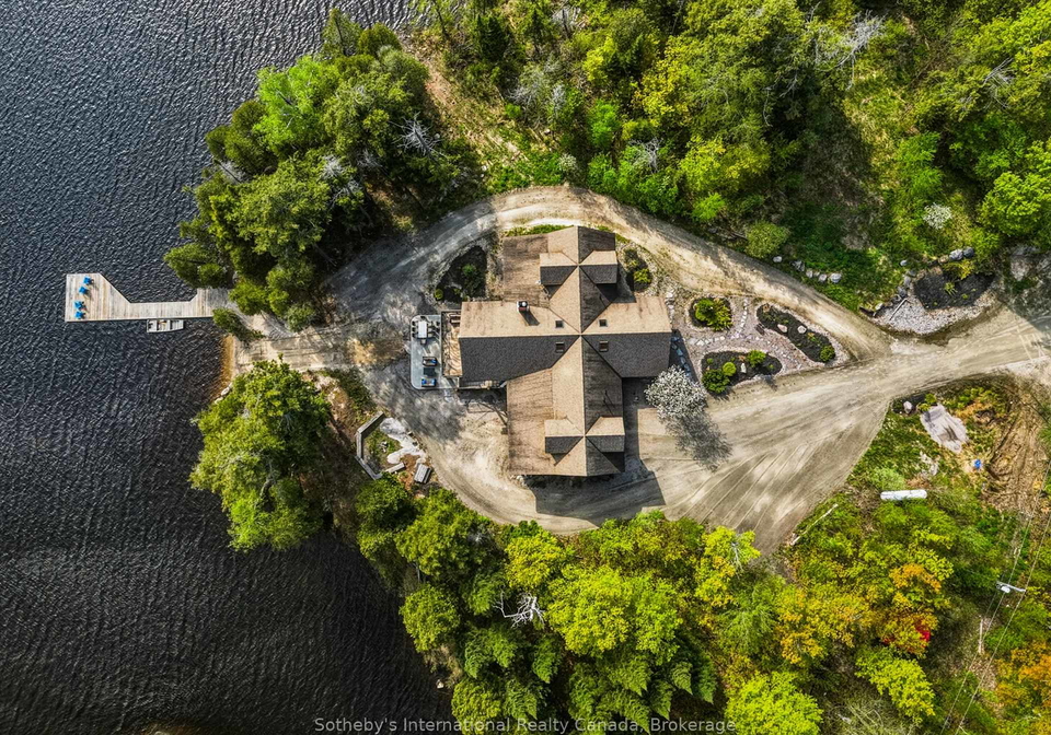 2889-ahmic-lake-road-magnetawan-ontario-x13234476