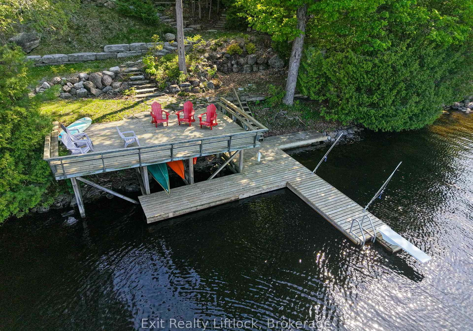 3051-fire-route-30-selwyn-ontario-x13234482
