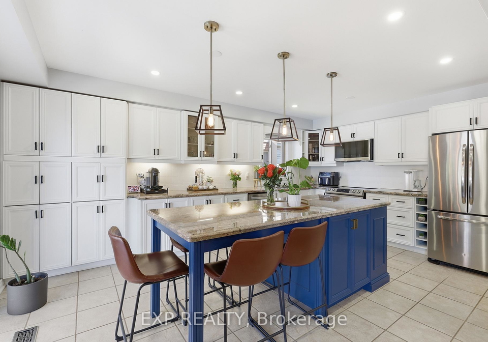 194-southbrook-drive-hamilton-ontario-x13234620