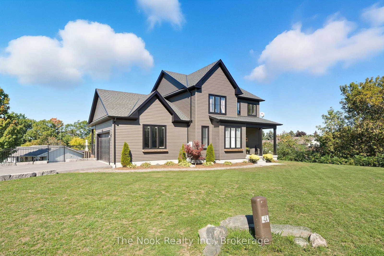 39-helen-crescent-kawartha-lakes-ontario-x13234642