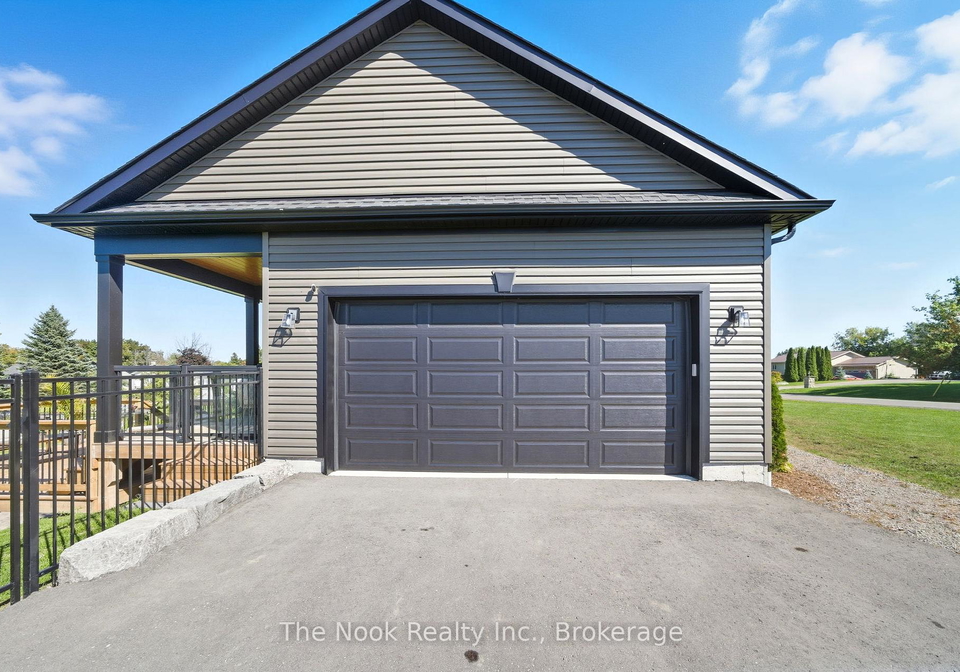 39-helen-crescent-kawartha-lakes-ontario-x13234642