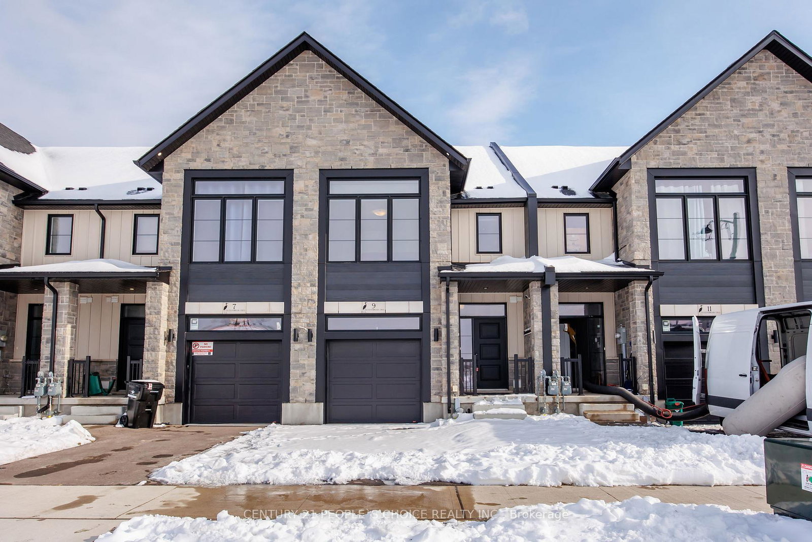 9-queensbrook-crescent-cambridge-ontario-x13234746