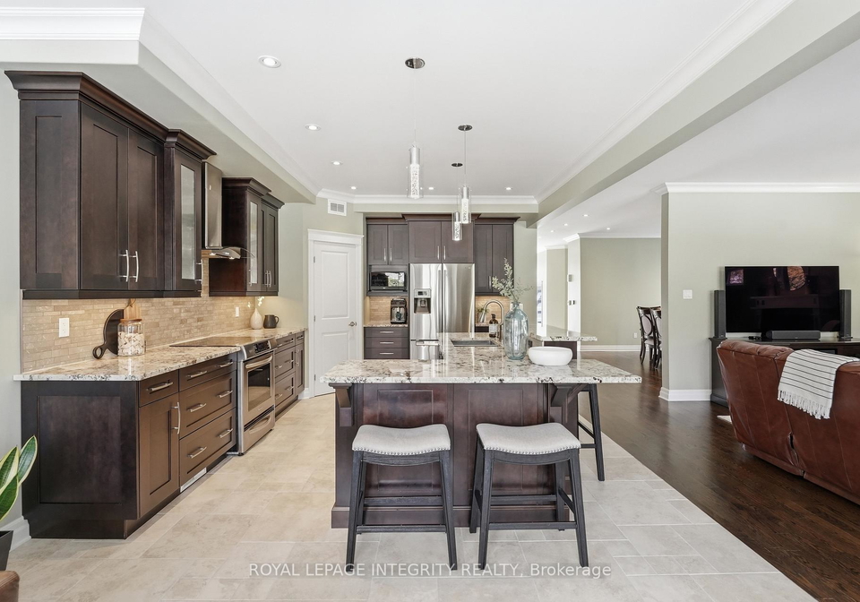 476-ancaster-avenue-ottawa-ontario-x13234770