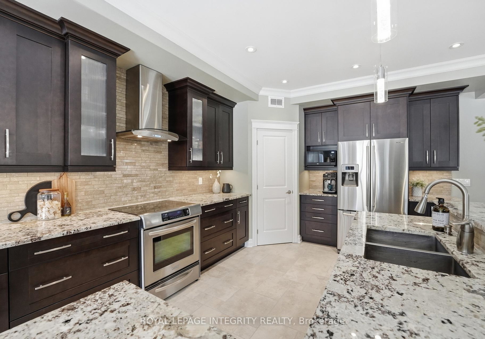 476-ancaster-avenue-ottawa-ontario-x13234770