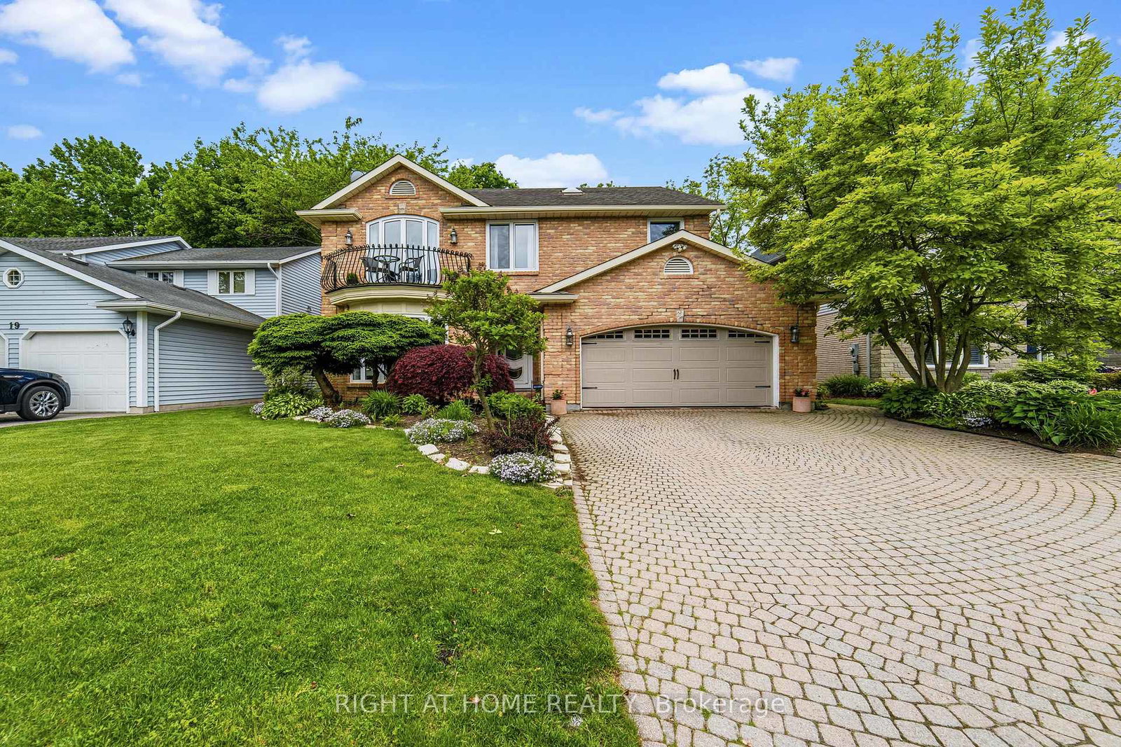 21-francis-creek-boulevard-st-catharines-ontario-x13234898
