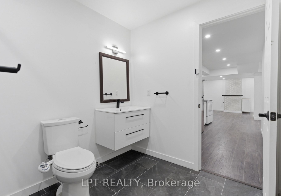 3401-regiment-road-london-south-ontario-x13235090