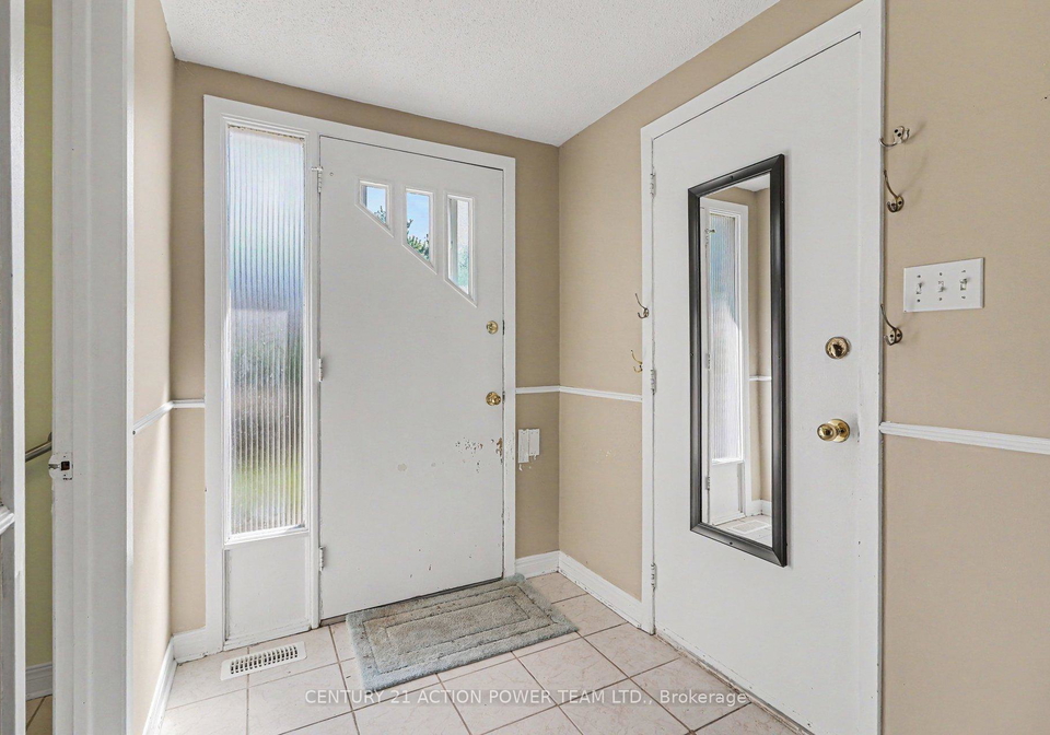 303-hoylake-crescent-ottawa-ontario-x13235142