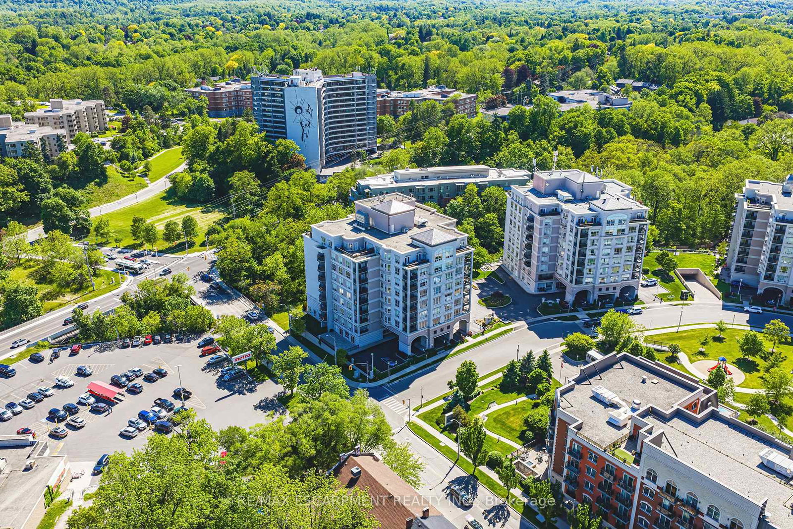 1000-creekside-drive-hamilton-ontario-x13235336