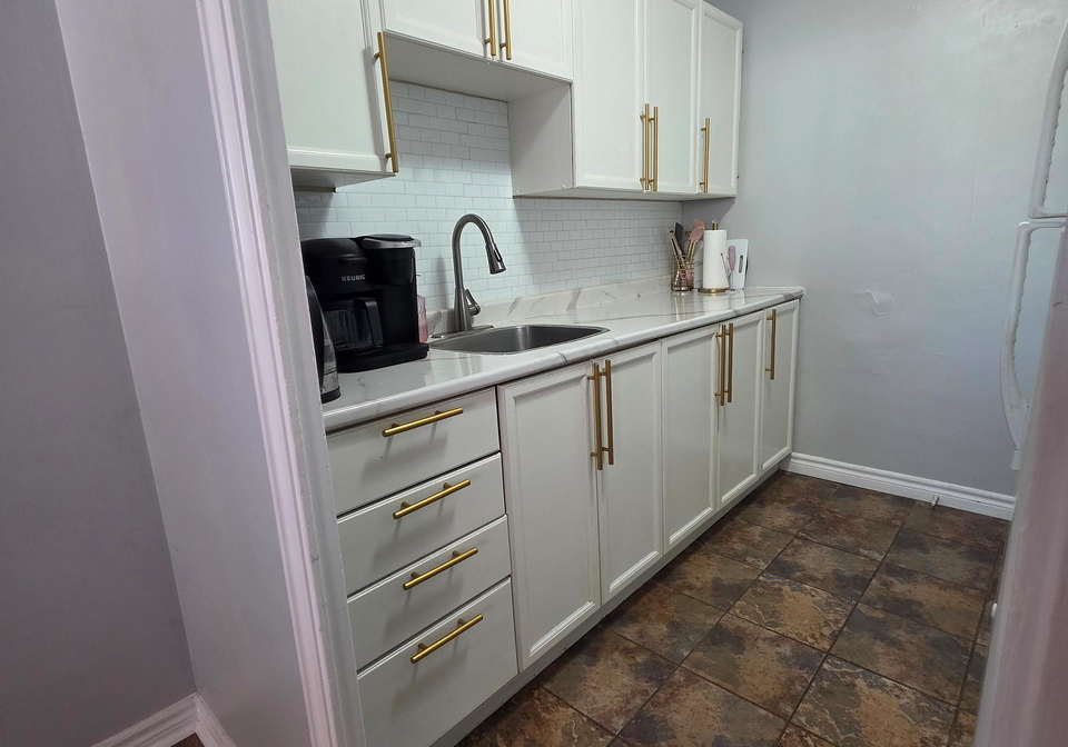 1-mowat-avenue-kingston-ontario-x13235338