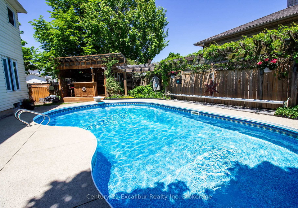708-campbell-avenue-centre-wellington-ontario-x13235458