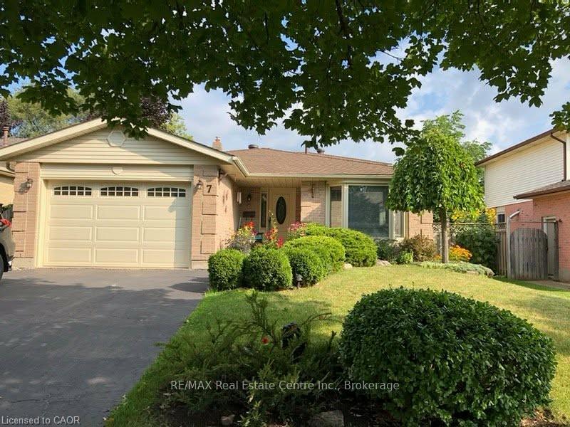 7-kilkerran-crescent-kitchener-ontario-x13235470