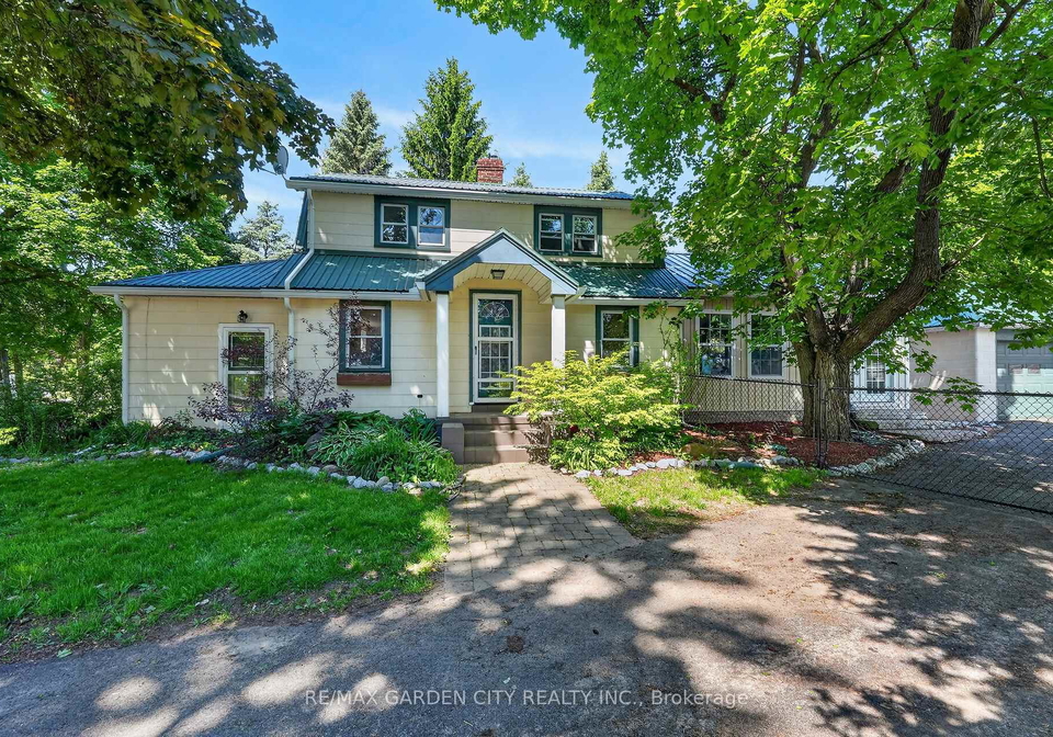 323-hwy-20-road-pelham-ontario-x13235744