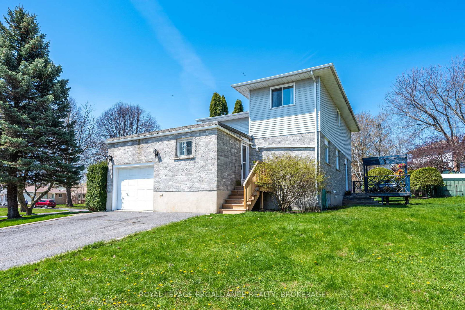 139-dauphin-avenue-kingston-ontario-x13235790
