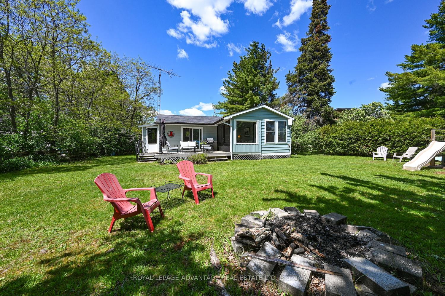 7-b5a-road-rideau-lakes-ontario-x13235812