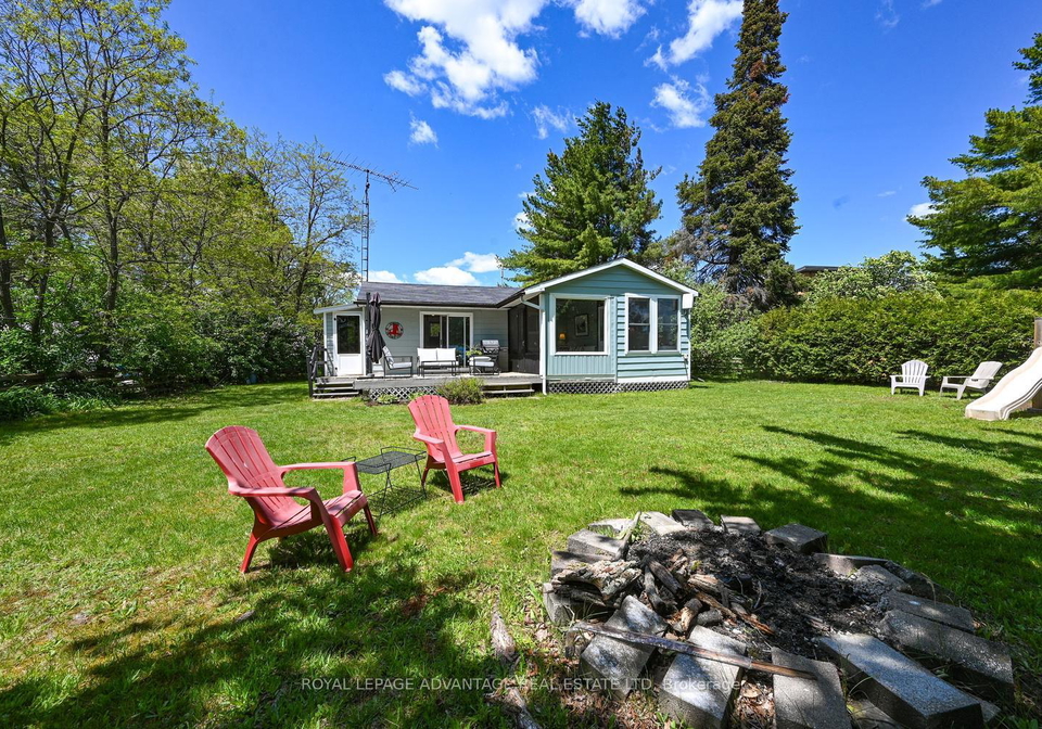 7-b5a-road-rideau-lakes-ontario-x13235812