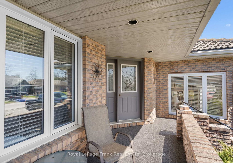 2-hillview-drive-kawartha-lakes-ontario-x13235904