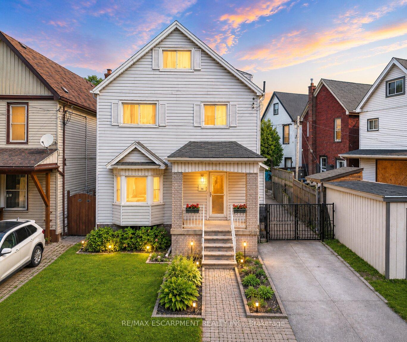14-niagara-street-hamilton-ontario-x13235920