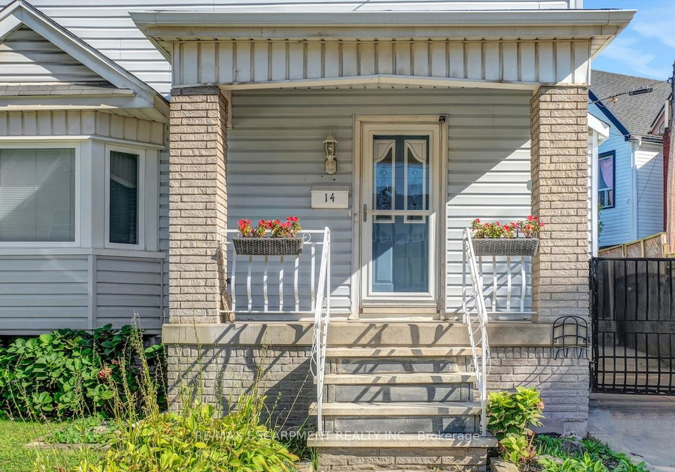 14-niagara-street-hamilton-ontario-x13235920