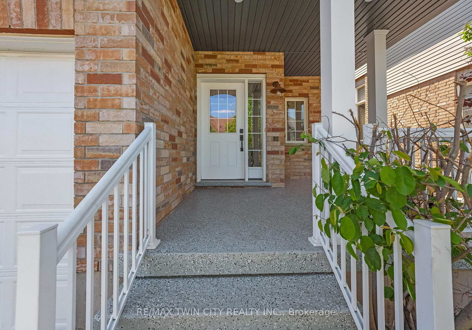 31-parkvale-drive-kitchener-ontario-x13235978