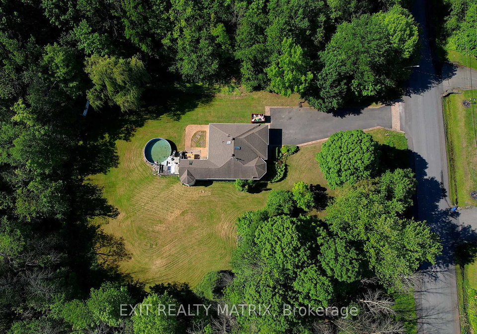 2779-maplewood-drive-champlain-ontario-x13236098