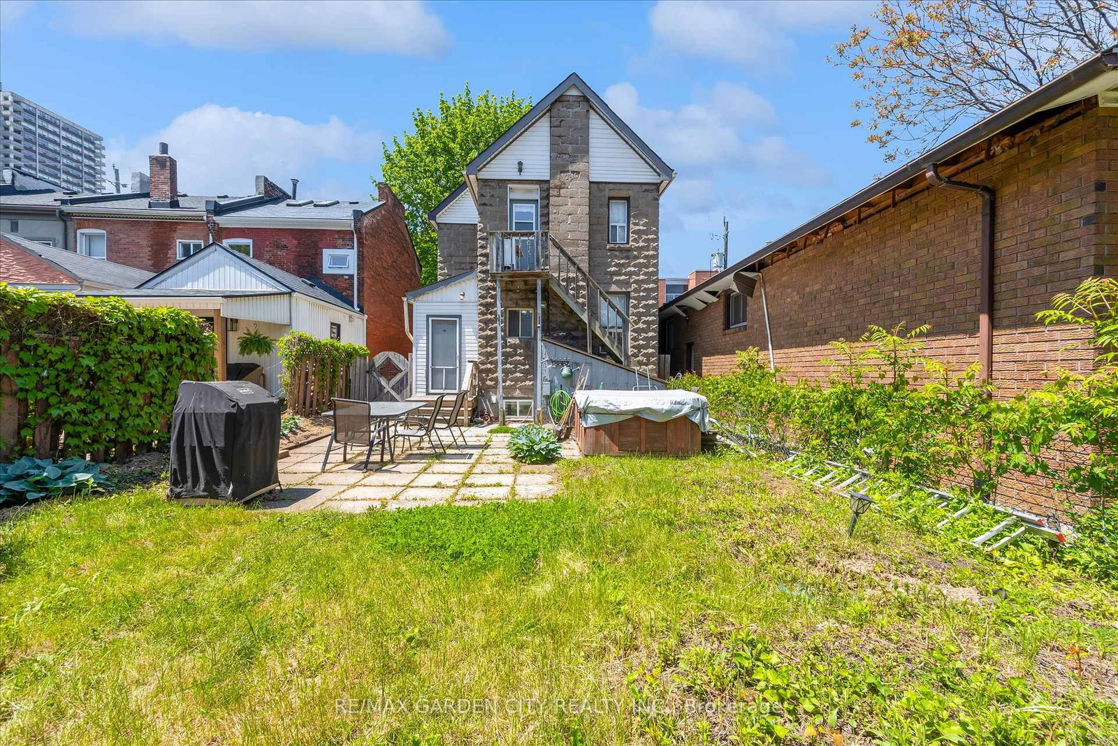 205-s-ferguson-avenue-s-hamilton-ontario-x13236138