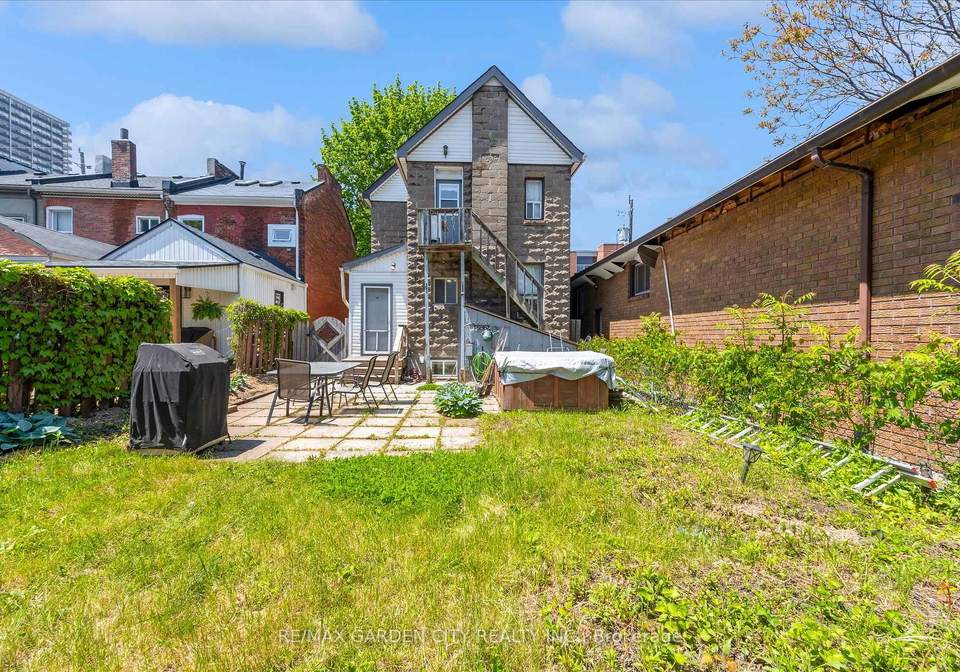 205-s-ferguson-avenue-s-hamilton-ontario-x13236138