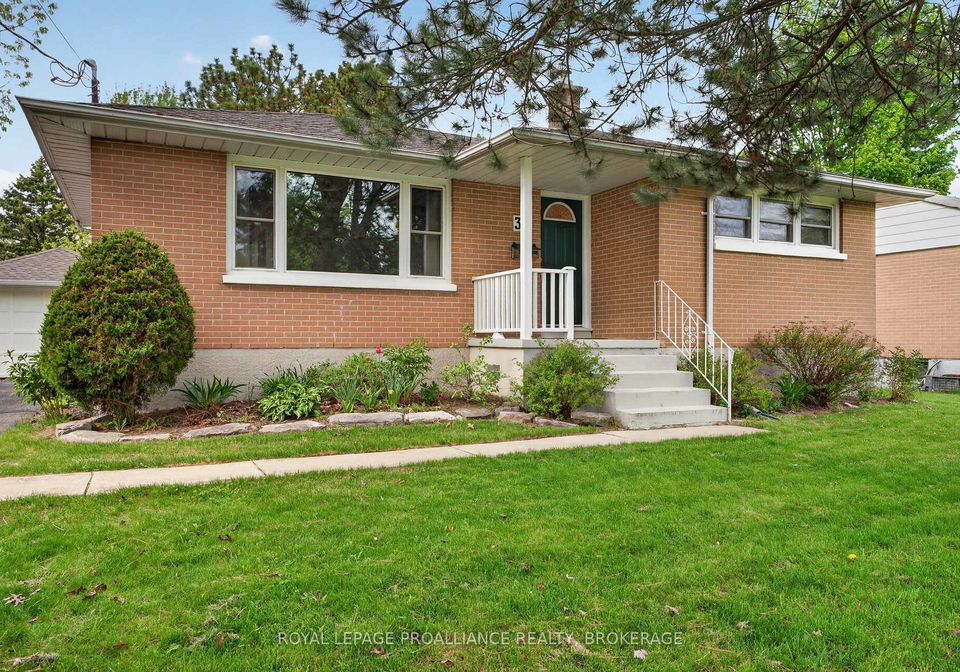 32-lennox-street-kingston-ontario-x13236152