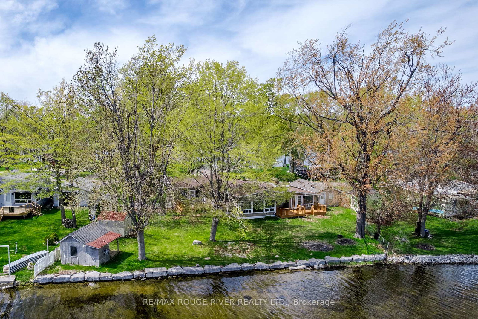 30-edgewater-drive-selwyn-ontario-x13236302