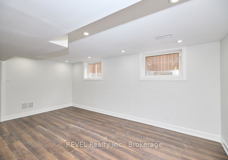 152-parnell-street-st-catharines-ontario-x13236352