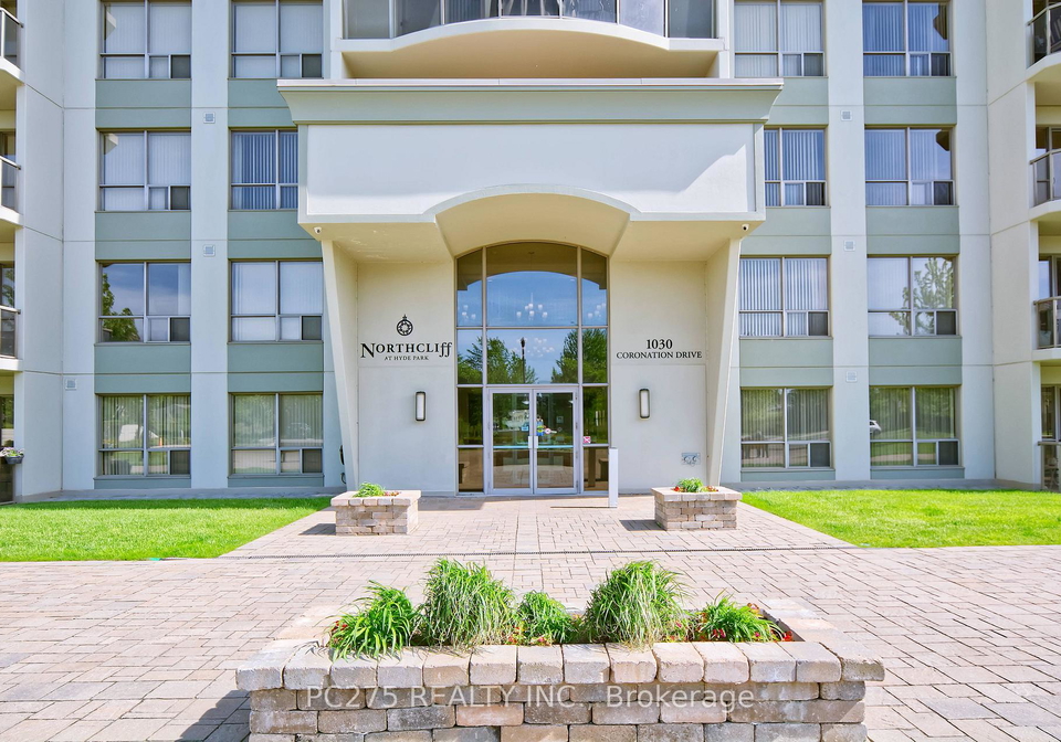 1030-coronation-drive-london-north-ontario-x13236354
