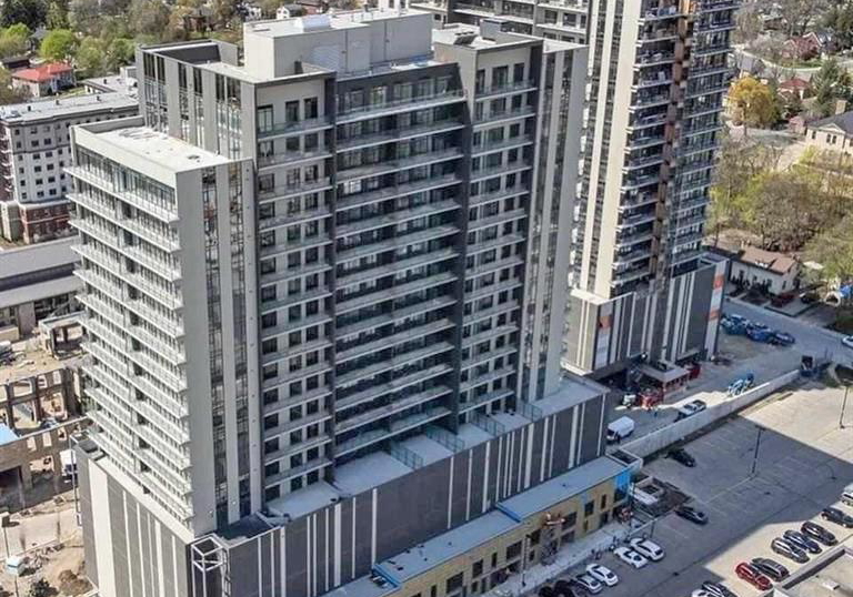15-glebe-street-e-cambridge-ontario-x13236384