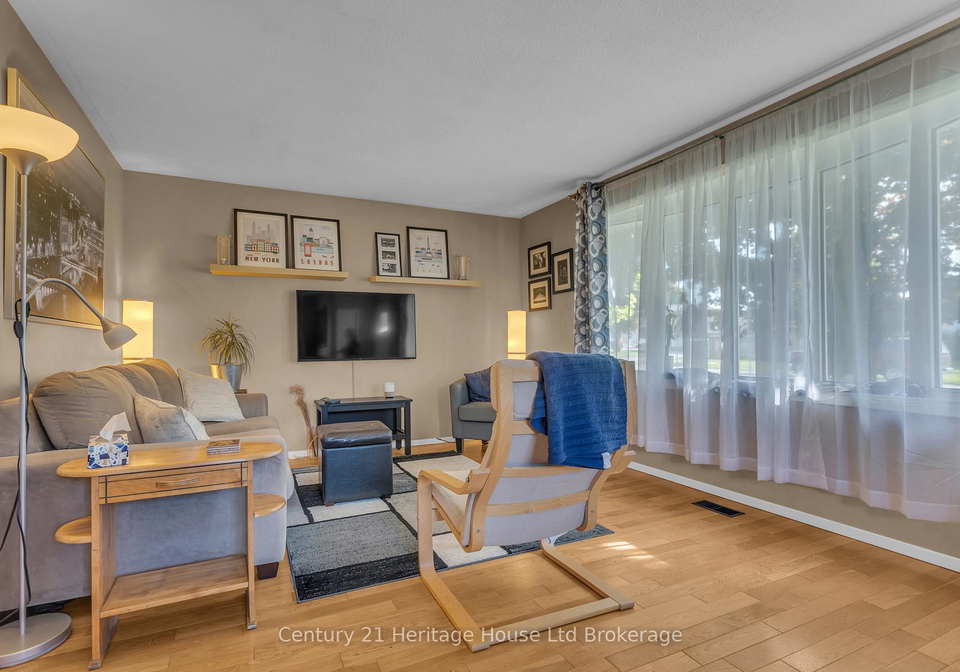 1000-sunset-boulevard-woodstock-ontario-x13236432