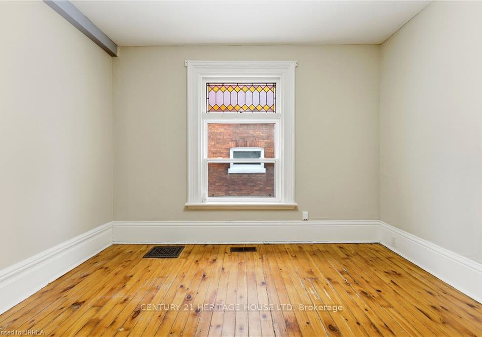 174-176-darling-street-brantford-ontario-x13236436