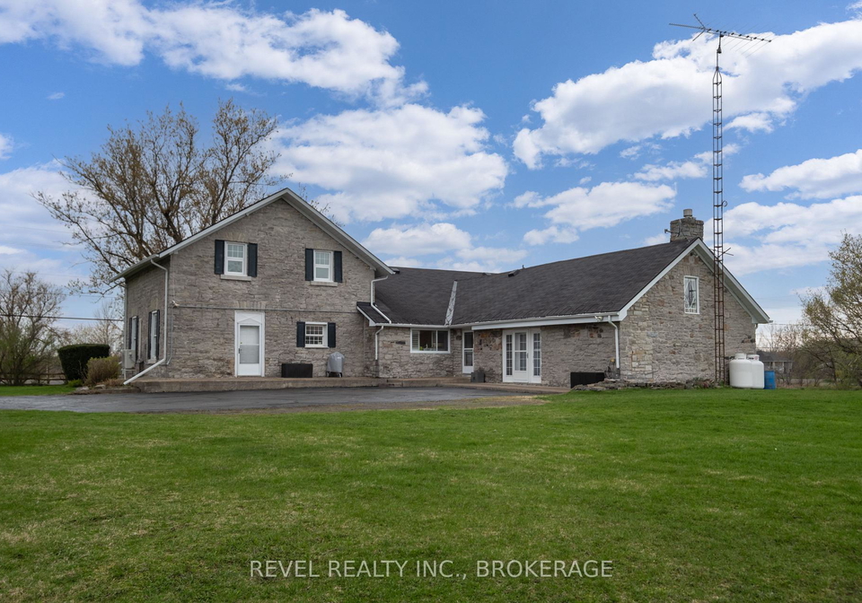 2964-highway-38-kingston-ontario-x13236468