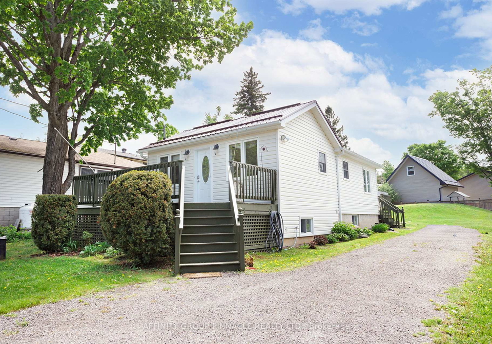5-fawn-street-kawartha-lakes-ontario-x13236576