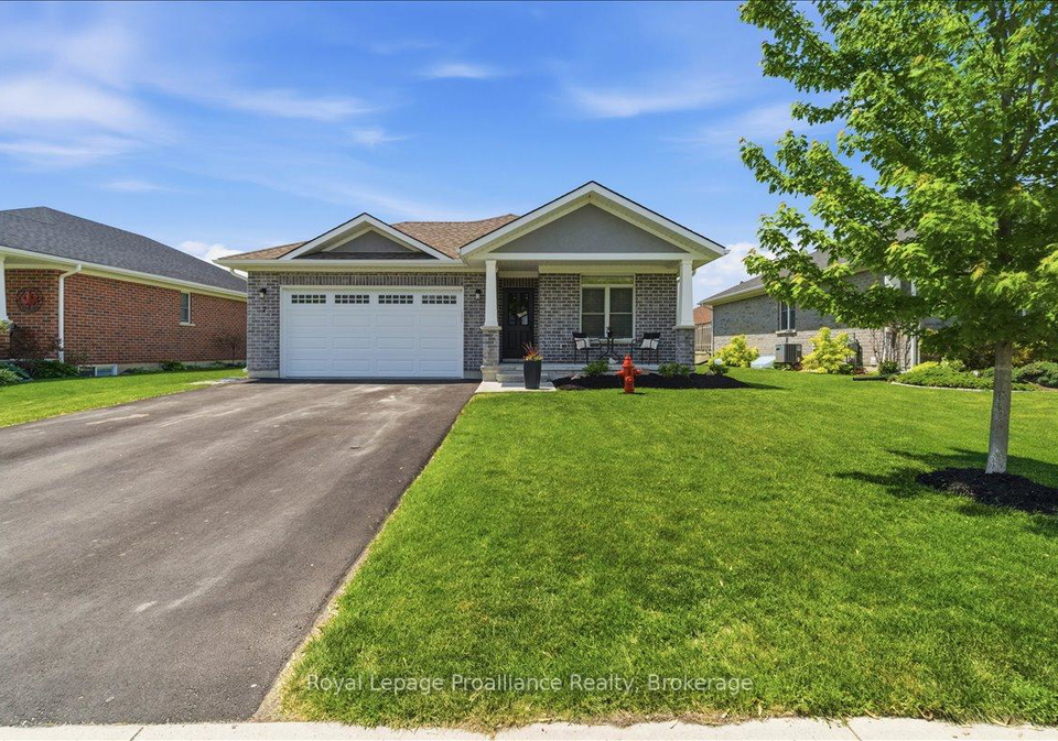 7-berwick-street-stirling-rawdon-ontario-x13236582