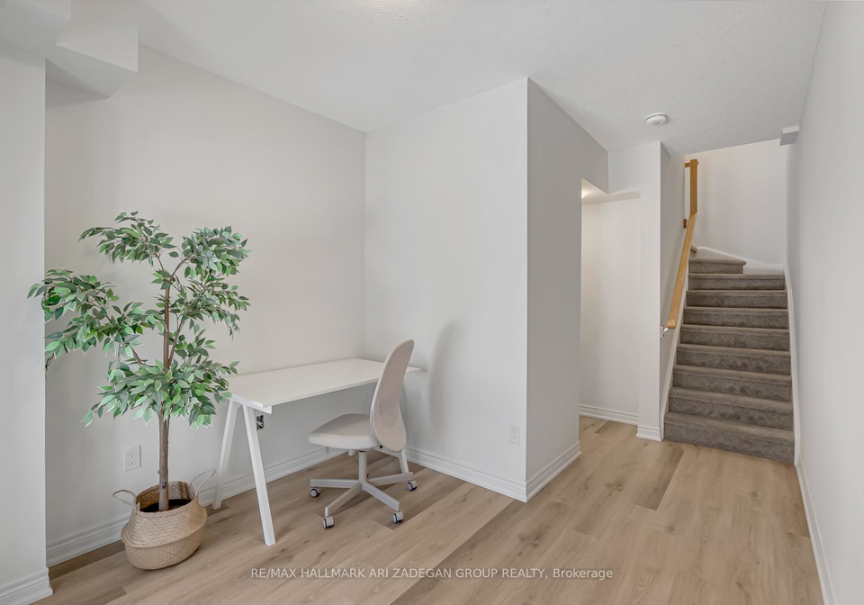 61-dryden-lane-hamilton-ontario-x13236708