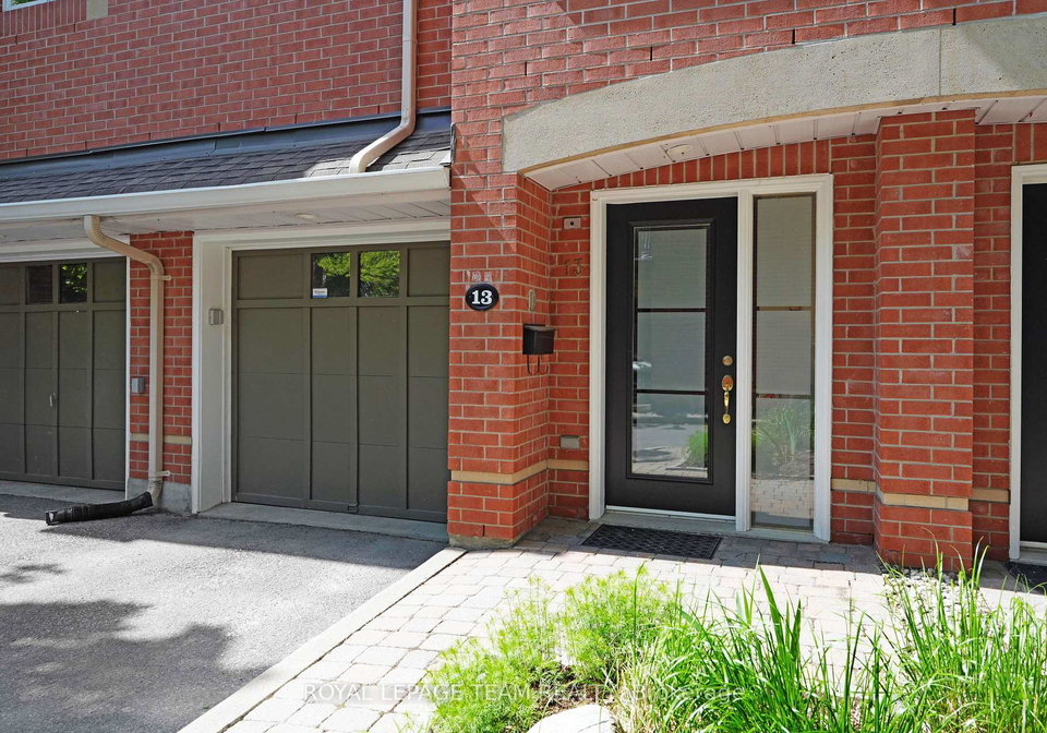 13-oak-park-private-ottawa-ontario-x13236828