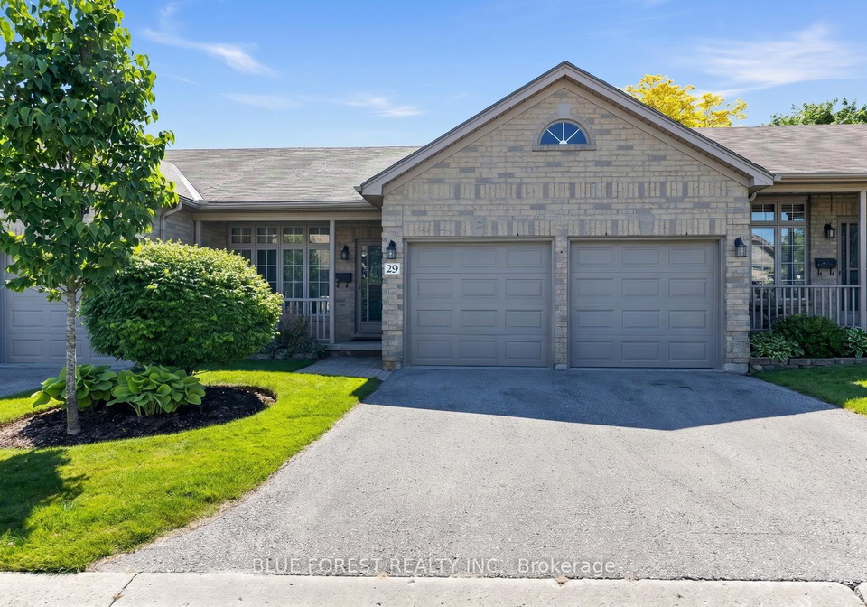 7-cadeau-terrace-london-south-ontario-x13237034
