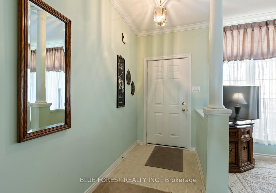 7-cadeau-terrace-london-south-ontario-x13237034