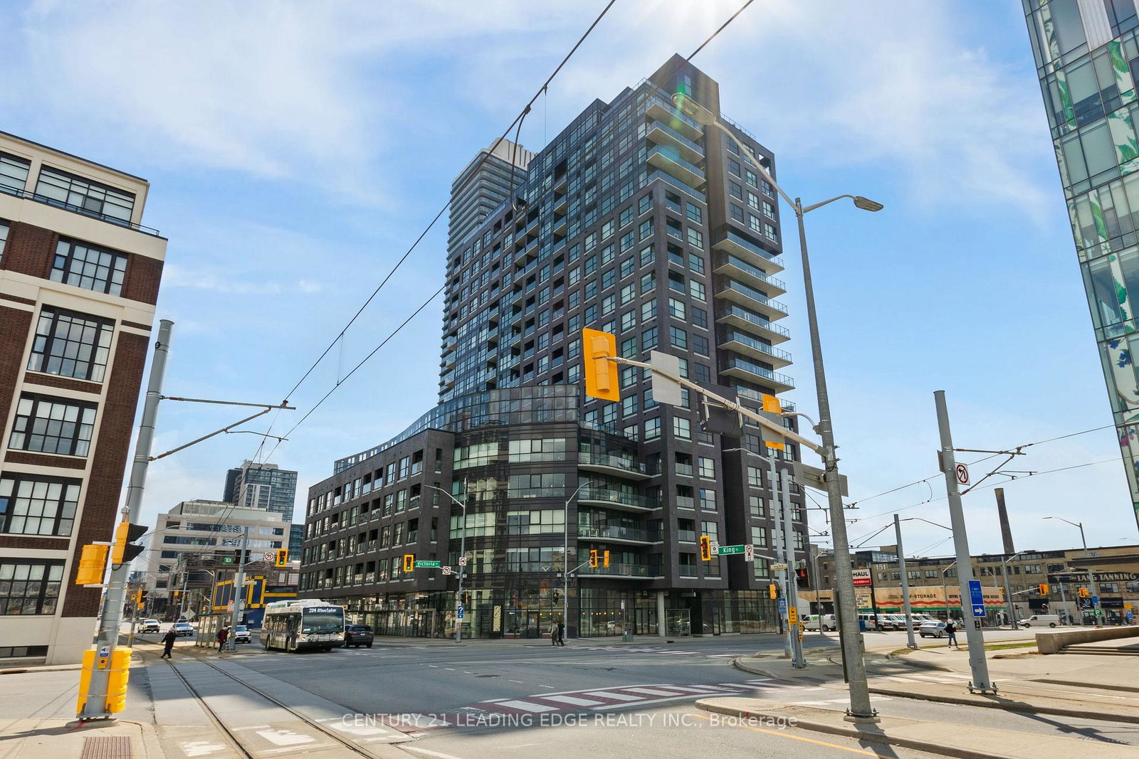 1-victoria-street-s-kitchener-ontario-x13237044