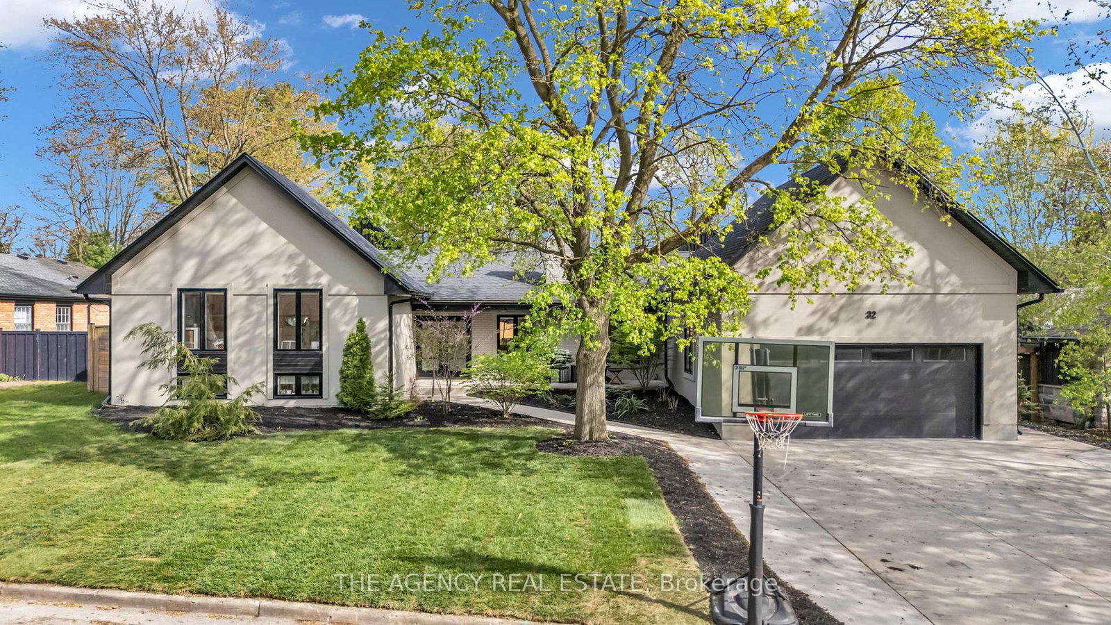 32-hunt-village-crescent-london-north-ontario-x13237100