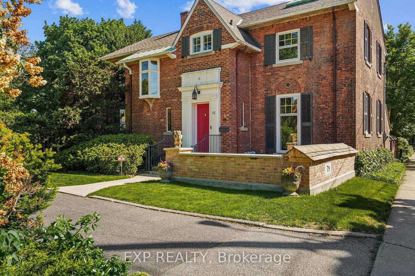 15-trafalgar-street-st-catharines-ontario-x13237130