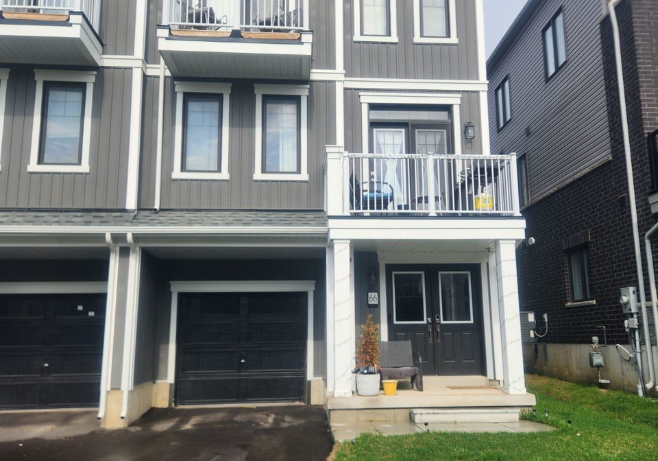 66-norwich-crescent-haldimand-ontario-x13237264