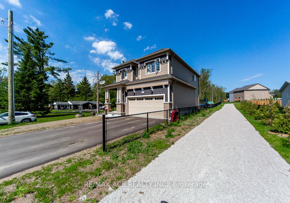 450-wellington-street-gravenhurst-ontario-x13237332