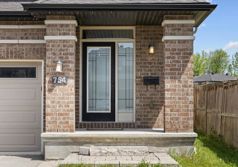 754-brian-good-avenue-ottawa-ontario-x13237602