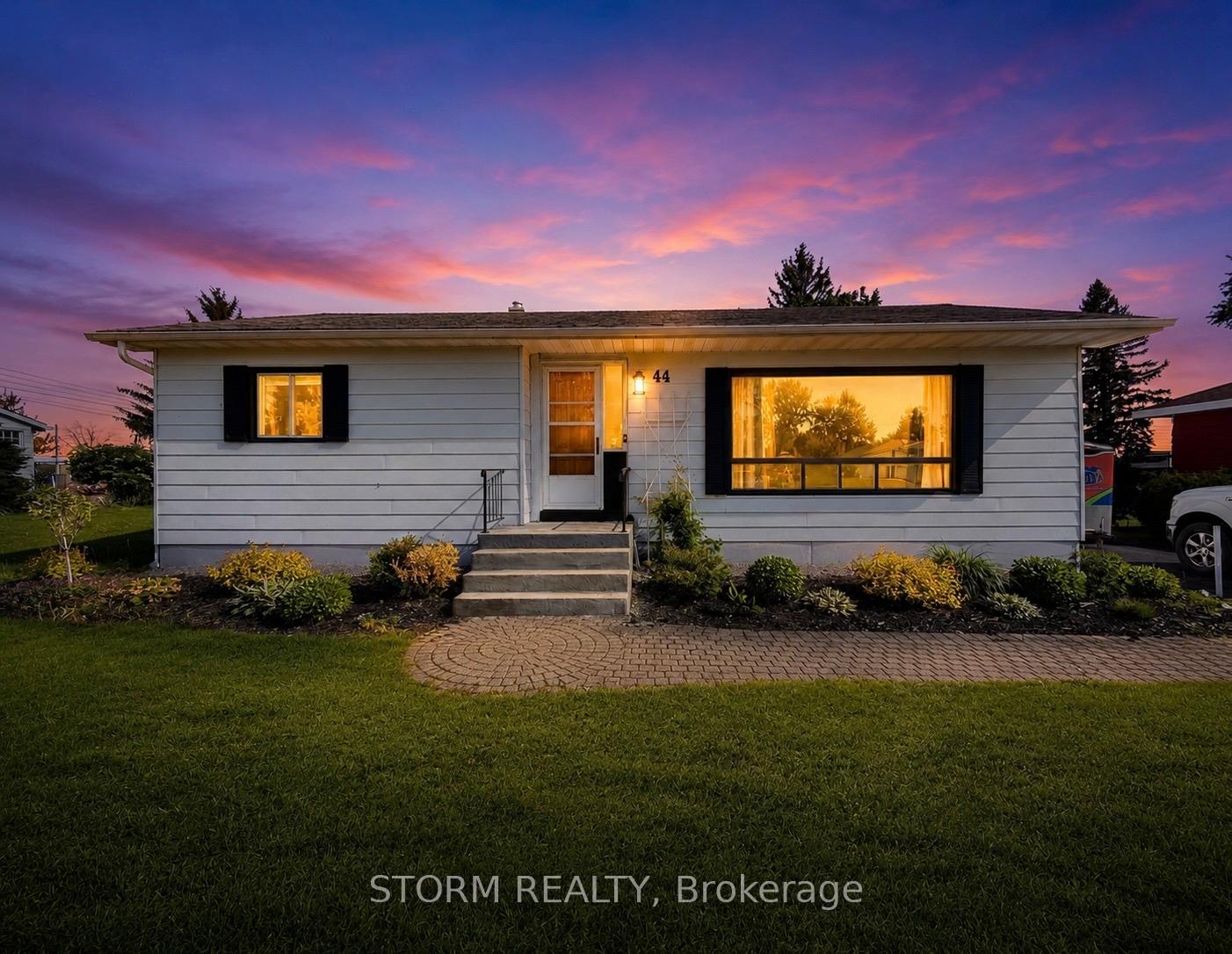 44-st-lawrence-street-south-stormont-ontario-x13237644