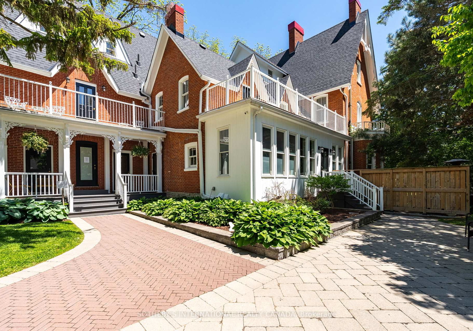343-main-street-e-prince-edward-county-ontario-x13237832